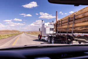 tips avoiding truck accident