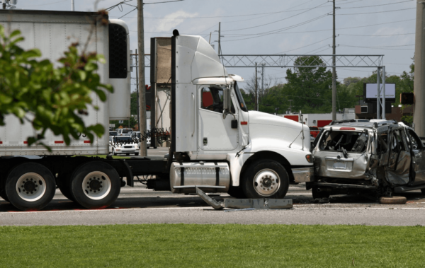 Scene of a truck accident in Atlanta, GA